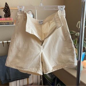 Aritzia cream shorts